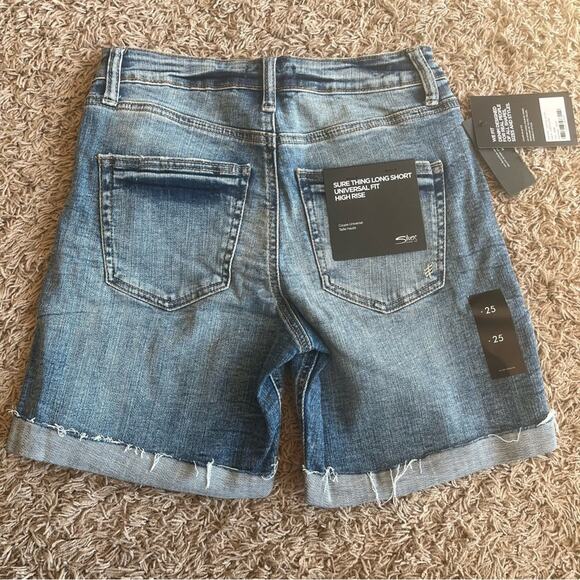 NWT! Silver Jeans Sure Thing Long Short High Rise Universal Fit Size W25 L6.5 - Picture 2 of 9